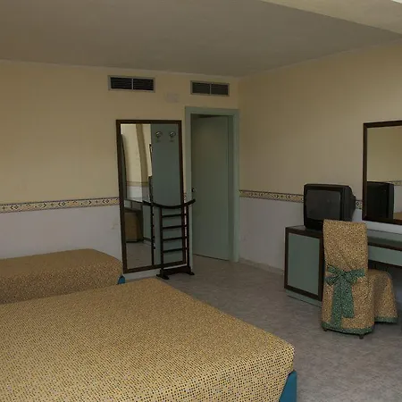 Baia Dei Gigli - Club Hotel