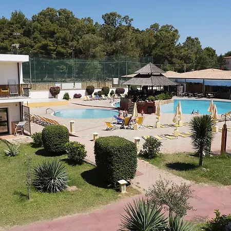 Hotel Baia Dei Gigli - Club 4*